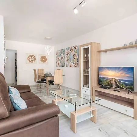 Precioso 3bdr A 50 M De La Playa Διαμέρισμα